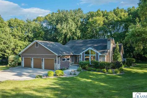 200 Greenwood Drive Mankato MN 56001