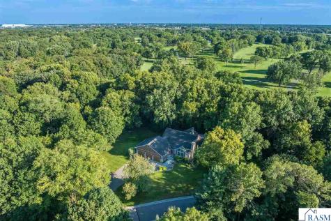 200 Greenwood Drive Mankato MN 56001