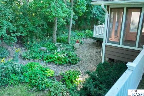 200 Greenwood Drive Mankato MN 56001