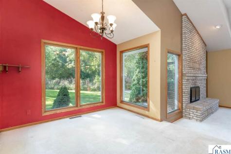 200 Greenwood Drive Mankato MN 56001
