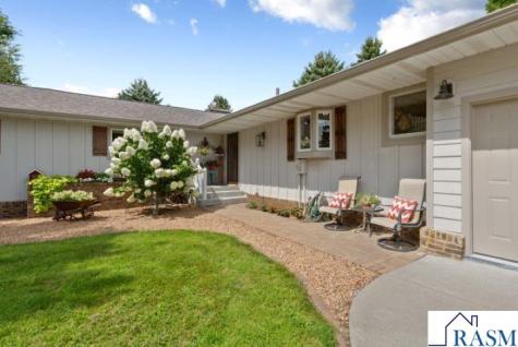 20642 528th Street Lake Crystal MN 56055
