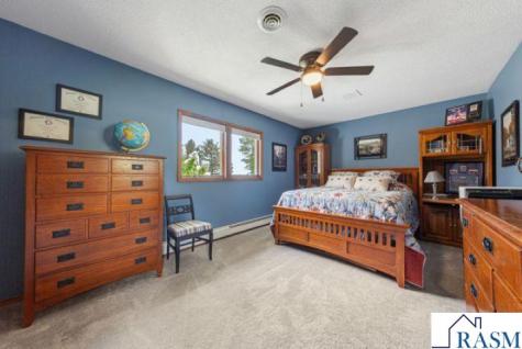 20642 528th Street Lake Crystal MN 56055