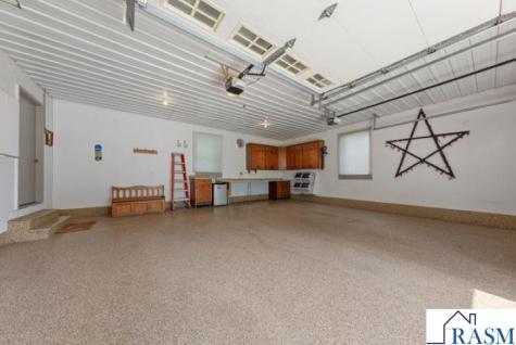 20642 528th Street Lake Crystal MN 56055