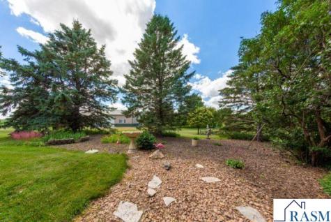20642 528th Street Lake Crystal MN 56055