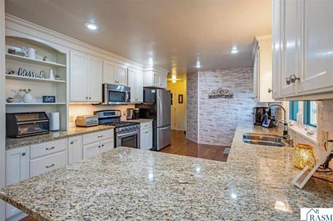 404 E 4th Street Blue Earth MN 56013