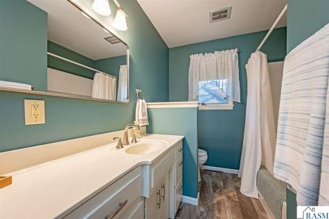 404 E 4th Street Blue Earth MN 56013
