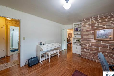 404 E 4th Street Blue Earth MN 56013
