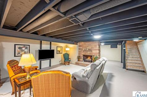 404 E 4th Street Blue Earth MN 56013