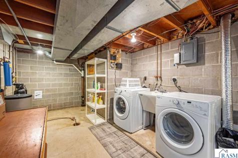 404 E 4th Street Blue Earth MN 56013