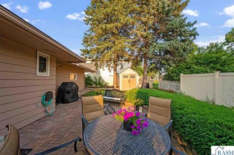 404 E 4th Street Blue Earth MN 56013