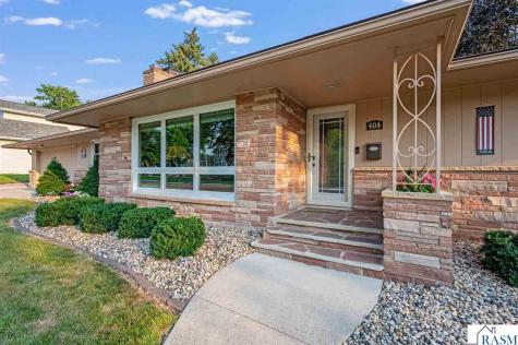 404 E 4th Street Blue Earth MN 56013