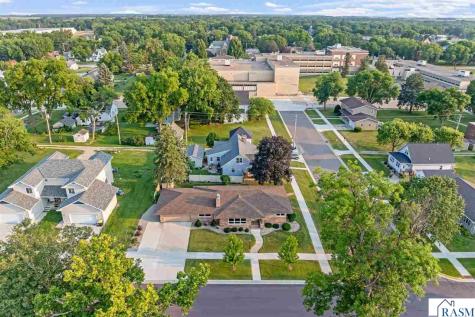 404 E 4th Street Blue Earth MN 56013