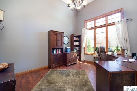 204 Woodhill Court Mankato MN 56001