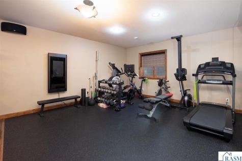 204 Woodhill Court Mankato MN 56001