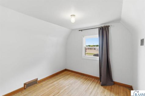 1113 N State Street Waseca MN 56093