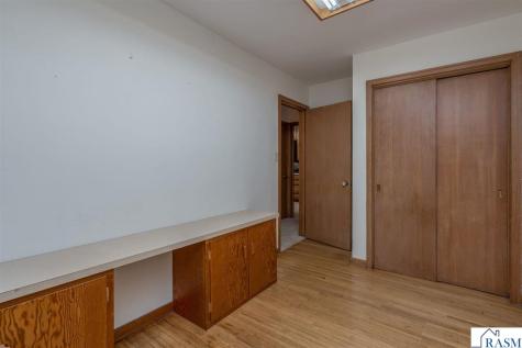 205 N Thompson Street Delavan MN 56023