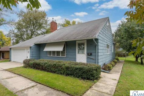 205 N Thompson Street Delavan MN 56023