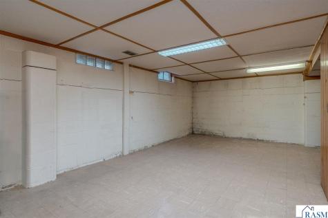 205 N Thompson Street Delavan MN 56023