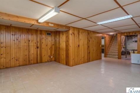 205 N Thompson Street Delavan MN 56023