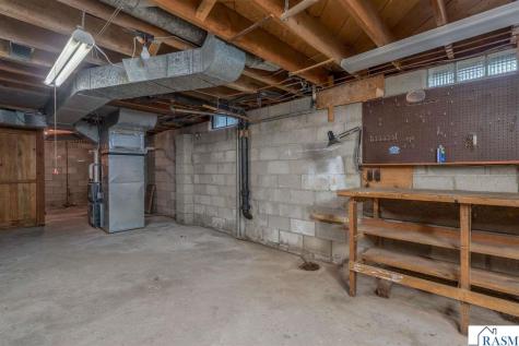 205 N Thompson Street Delavan MN 56023