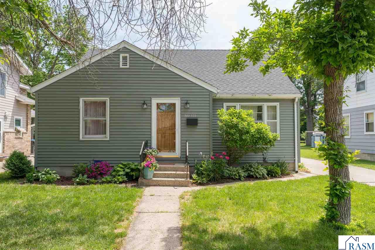 121 Winkler Street Mankato MN 56001