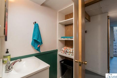 121 Winkler Street Mankato MN 56001