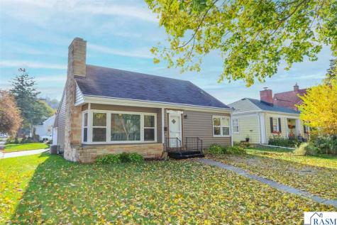 1729 N Broad Street Mankato MN 56001