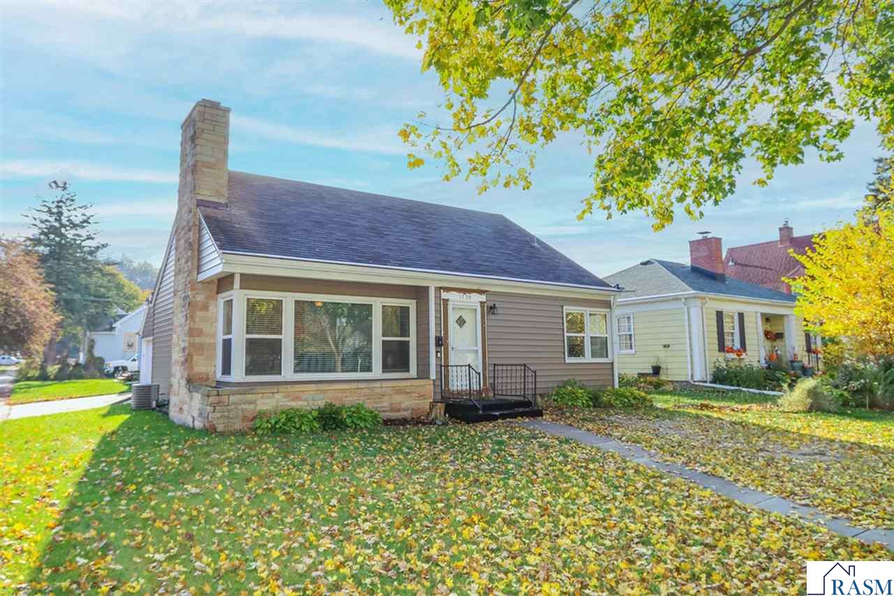 1729 N Broad Street Mankato MN 56001