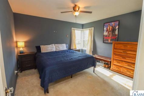 1729 N Broad Street Mankato MN 56001
