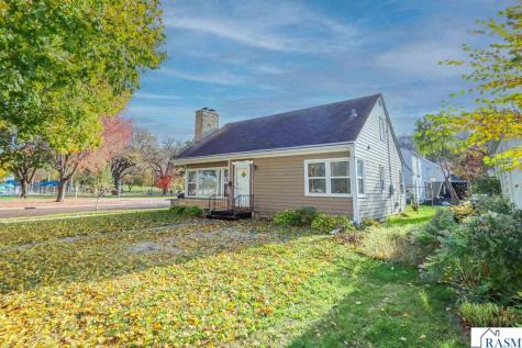 1729 N Broad Street Mankato MN 56001