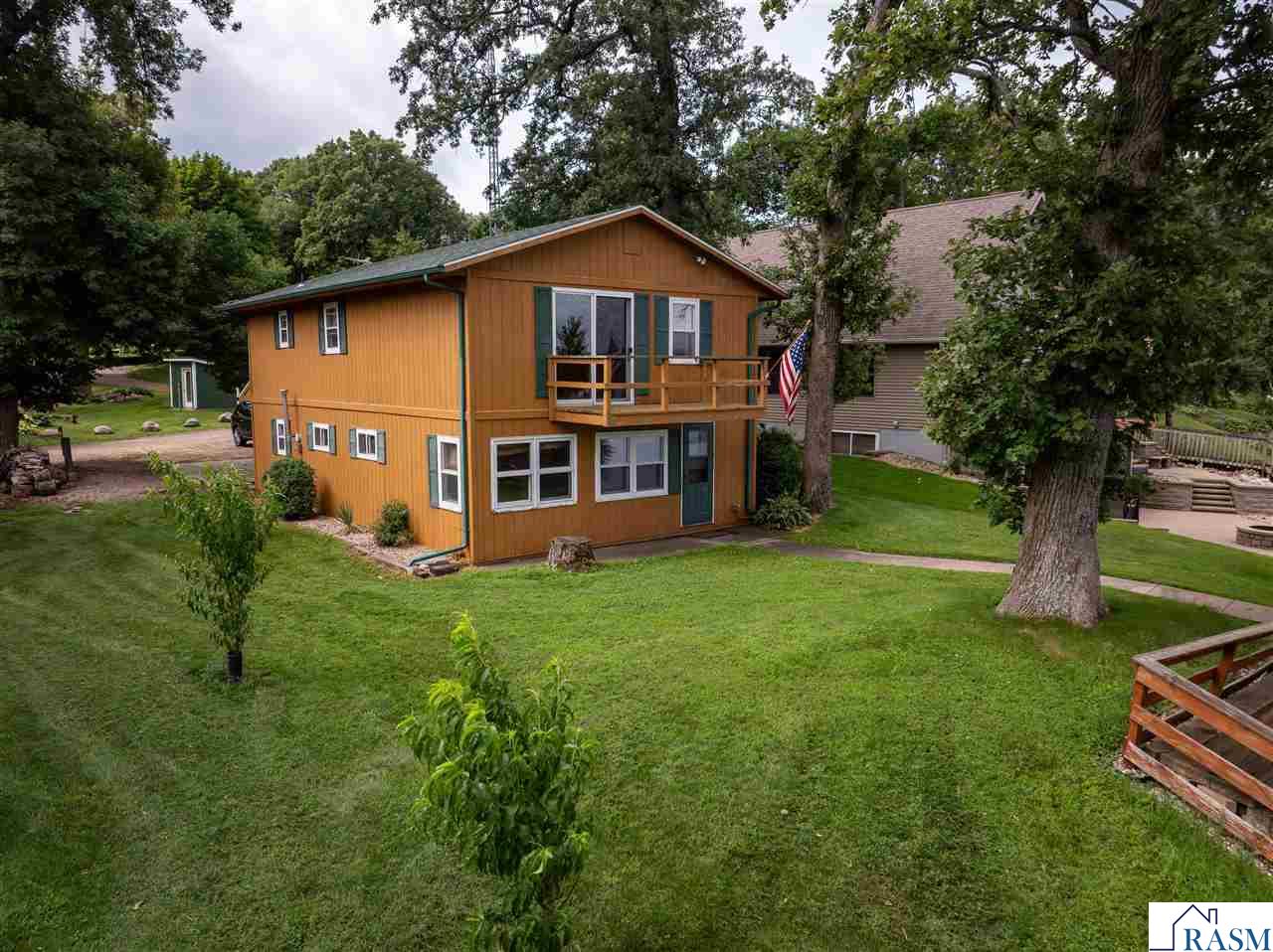 16 Shoreview Lane Winnebago MN 56098