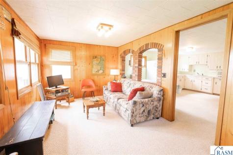 16 Shoreview Lane Winnebago MN 56098
