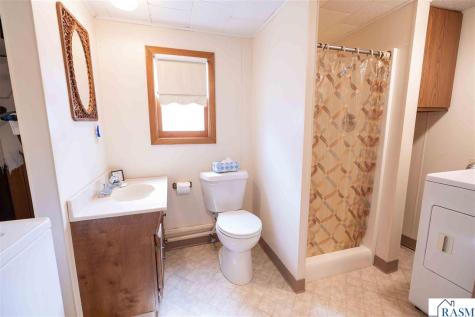 16 Shoreview Lane Winnebago MN 56098