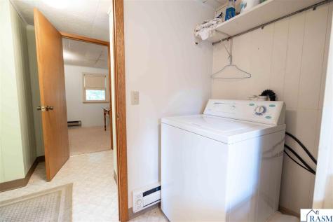 16 Shoreview Lane Winnebago MN 56098