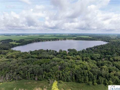 16 Shoreview Lane Winnebago MN 56098