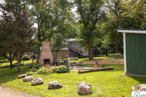 16 Shoreview Lane Winnebago MN 56098