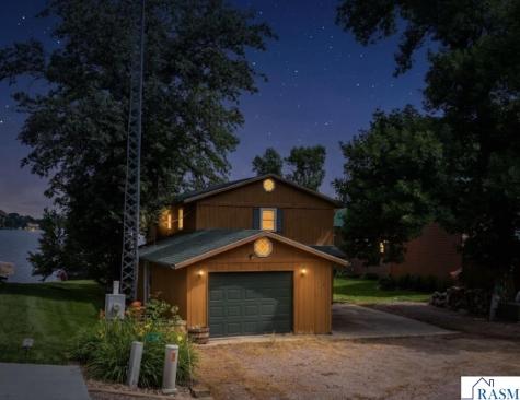 16 Shoreview Lane Winnebago MN 56098