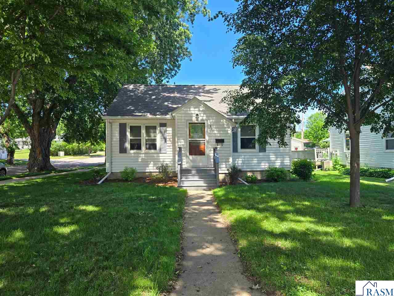 801 S Jefferson Street New Ulm MN 56073