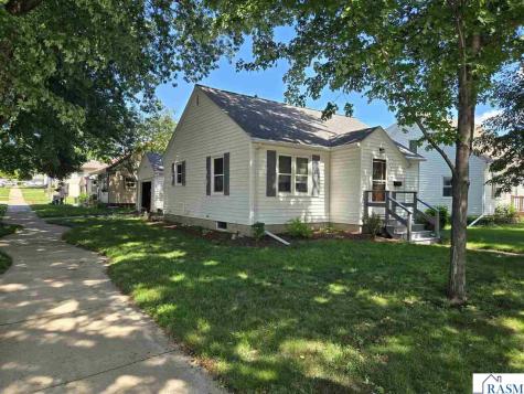 801 S Jefferson Street New Ulm MN 56073