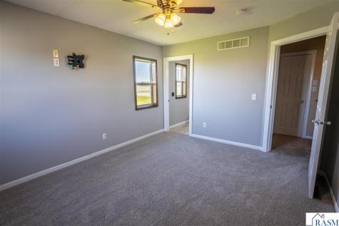 58596 158th Street Mapleton MN 56065