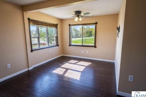 58596 158th Street Mapleton MN 56065