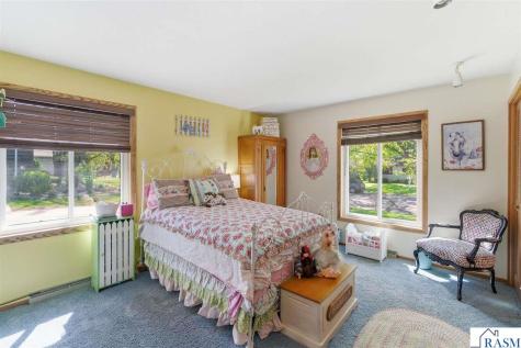 350 SW 13 Street Owatonna MN 55060