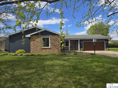 350 SW 13 Street Owatonna MN 55060