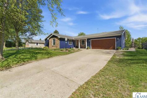 350 SW 13 Street Owatonna MN 55060