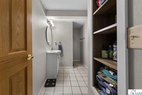 305 2nd Street Cleveland MN 56017