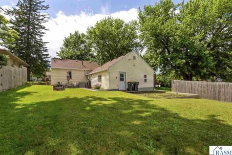 305 2nd Street Cleveland MN 56017