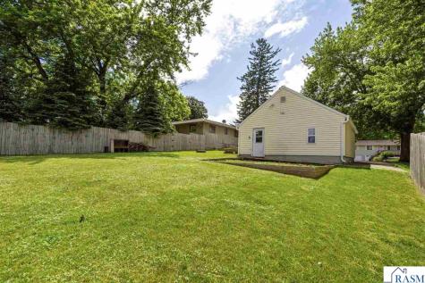 305 2nd Street Cleveland MN 56017