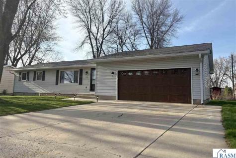 406 Linda Drive Eagle Lake MN 56024