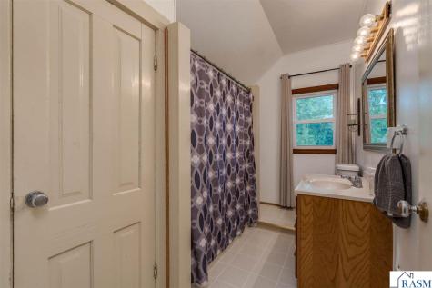 1041 Quincy Street North Mankato MN 56003