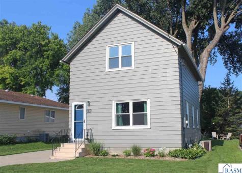 1041 Quincy Street North Mankato MN 56003